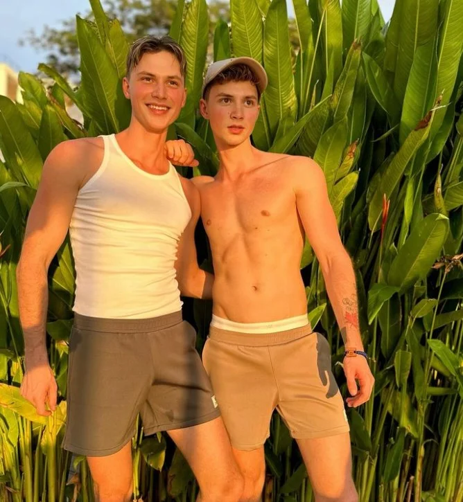 Czech Gay Twins @czechgaytwins OnlyFans model picture. one is wearing white top and the other one is topless