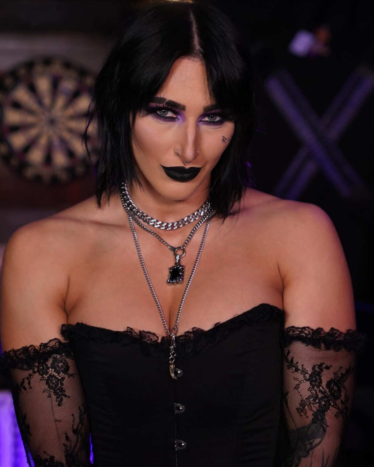 Sabrina Banks: Thick Blonde Cosplayer (OnlyFans Review) | fanscribers.com