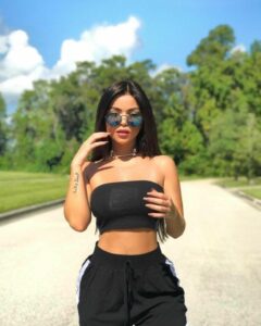 Does Cardi B Have OnlyFans? fanscribers