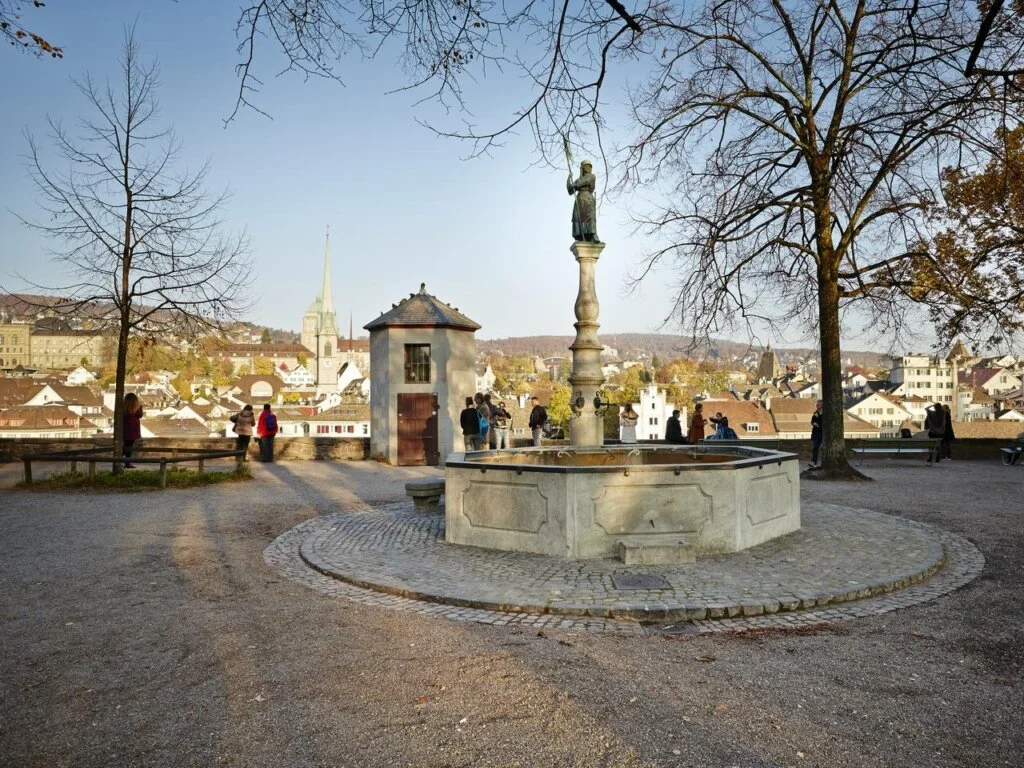 Lindenhof Park in zurich for going on dates with zurich women