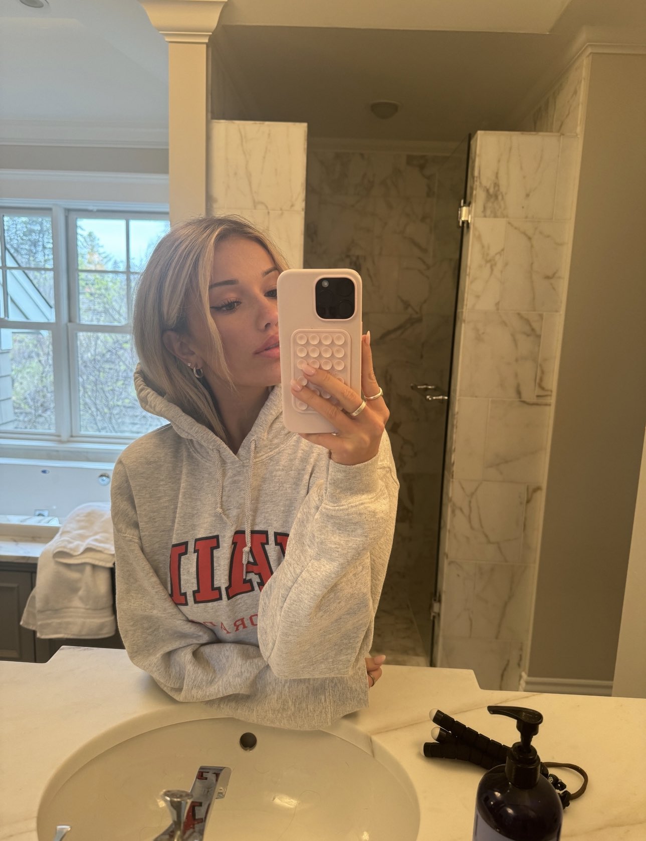 Breckie Hill Onlyfans Leak: Shocking Details - rn5wgfh