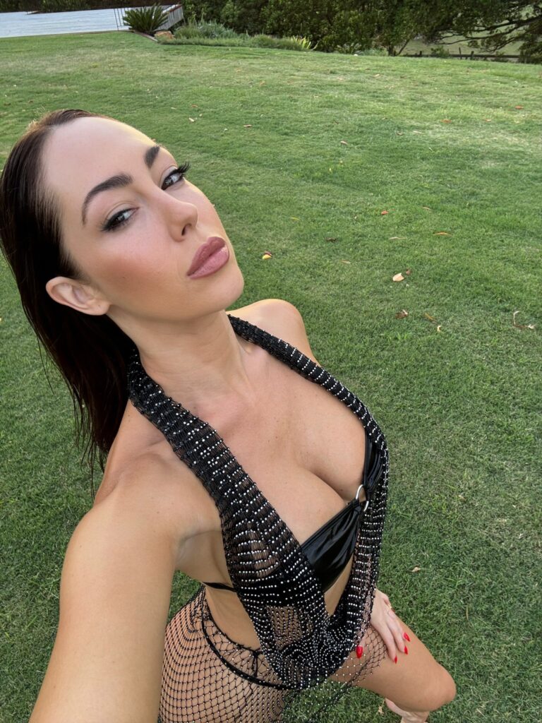 Hope Beel @hopebeel OnlyFans big tits model wearing sexy black dress