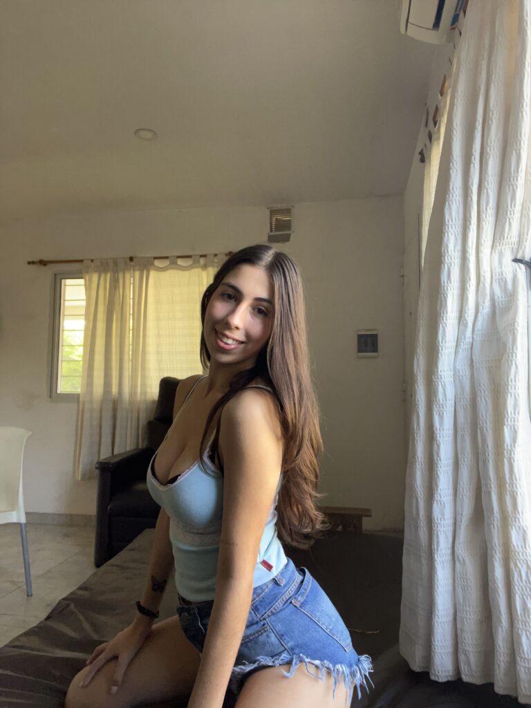 Selena Bloom @selena-bloom OnlyFans big tits model wearing blue top and shorts
