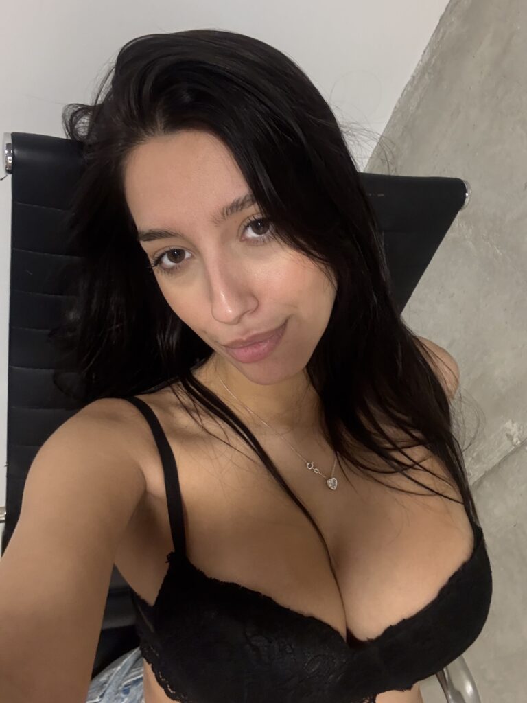 Lena Love @its.lenalove OnlyFans model selfie