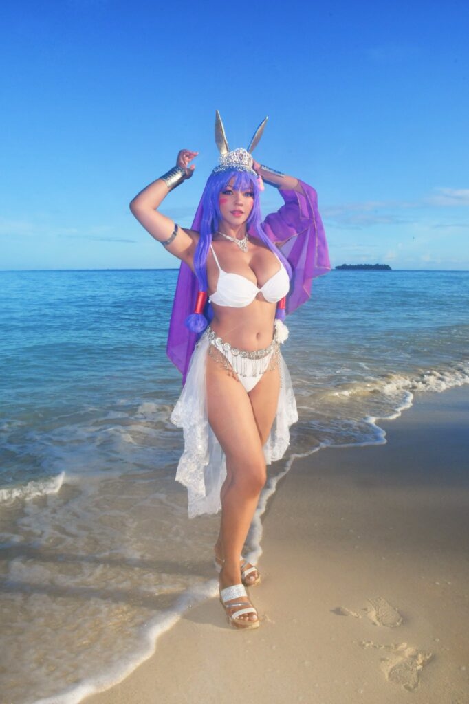 Pattie Cosplay @pattiecosplay OnlyFans big tits model at the beach wearing cosplay costume