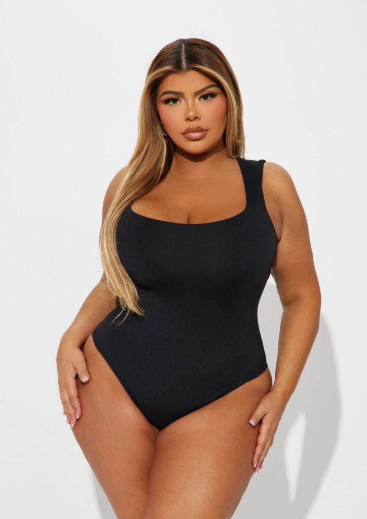 Shell Raven OnlyFans chubby model wearing black one piece