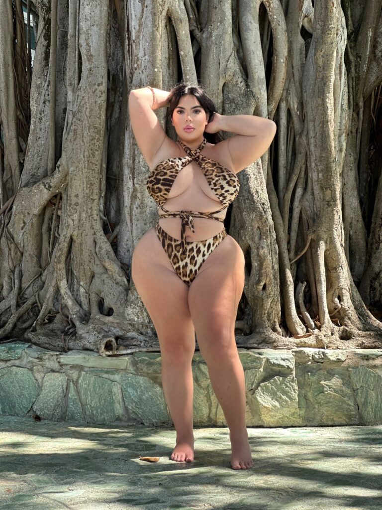 Nicole Nurko OnlyFans chubby model 