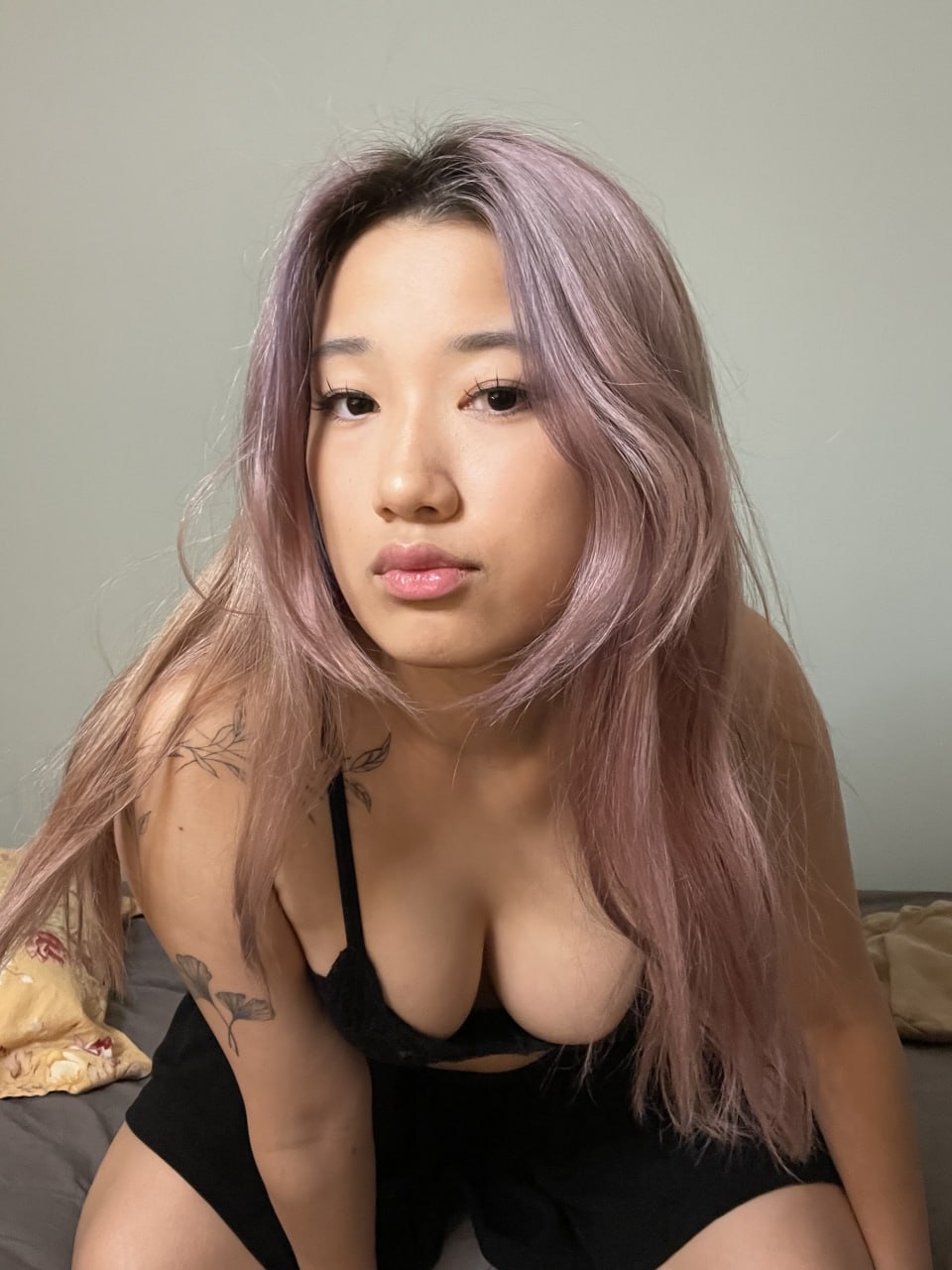 Only Mei OnlyFans asian purple hair model